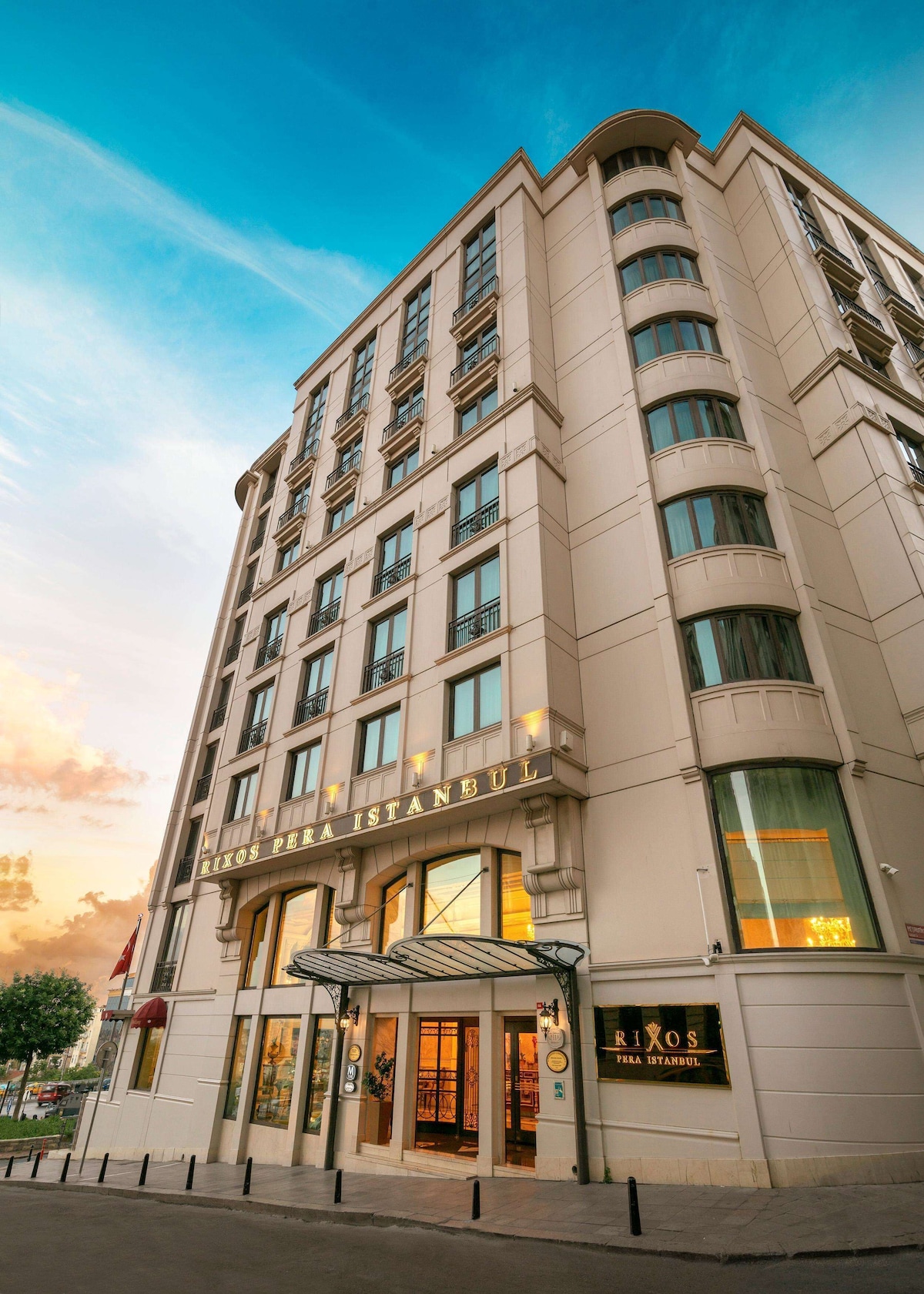 Deluxe Twin Room, 2 Twin Beds (Pera View)  Rixos Pera Istanbul image 2