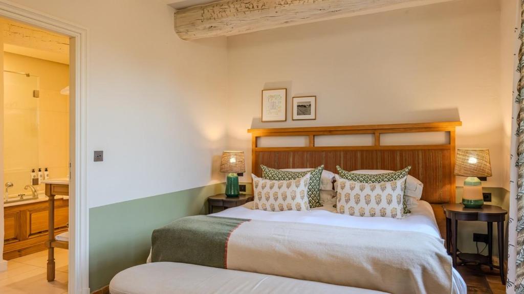 Crillon le Brave (Deluxe Suite) image 2
