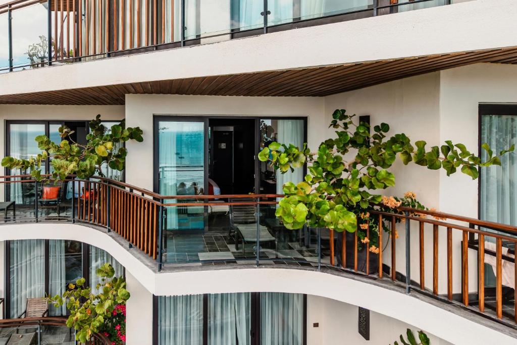 Amiana Resort Cam Ranh (Deluxe Room Sea View) image 6