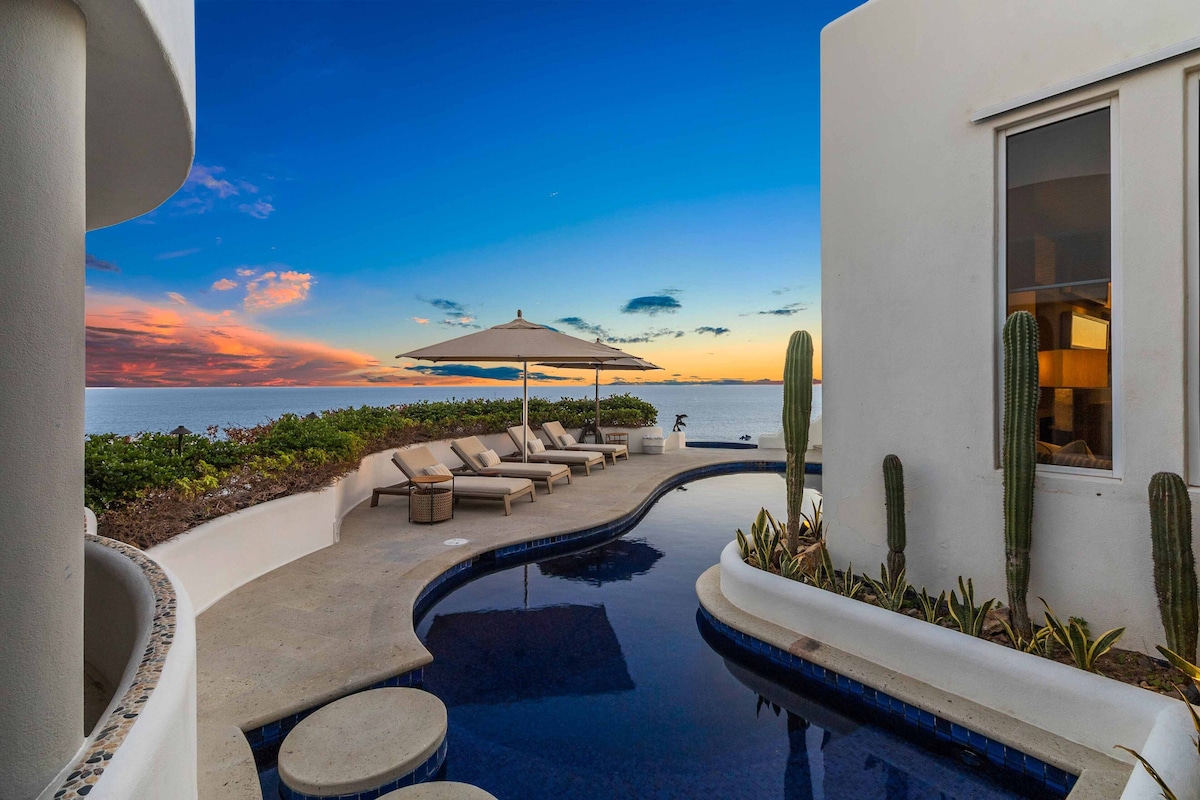 Cliffside Villa with Ocean View, Pool, Sauna, Butler image 2