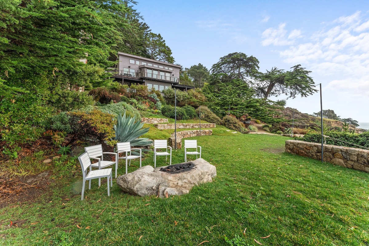 Cliffside Luxury Retreat image 7