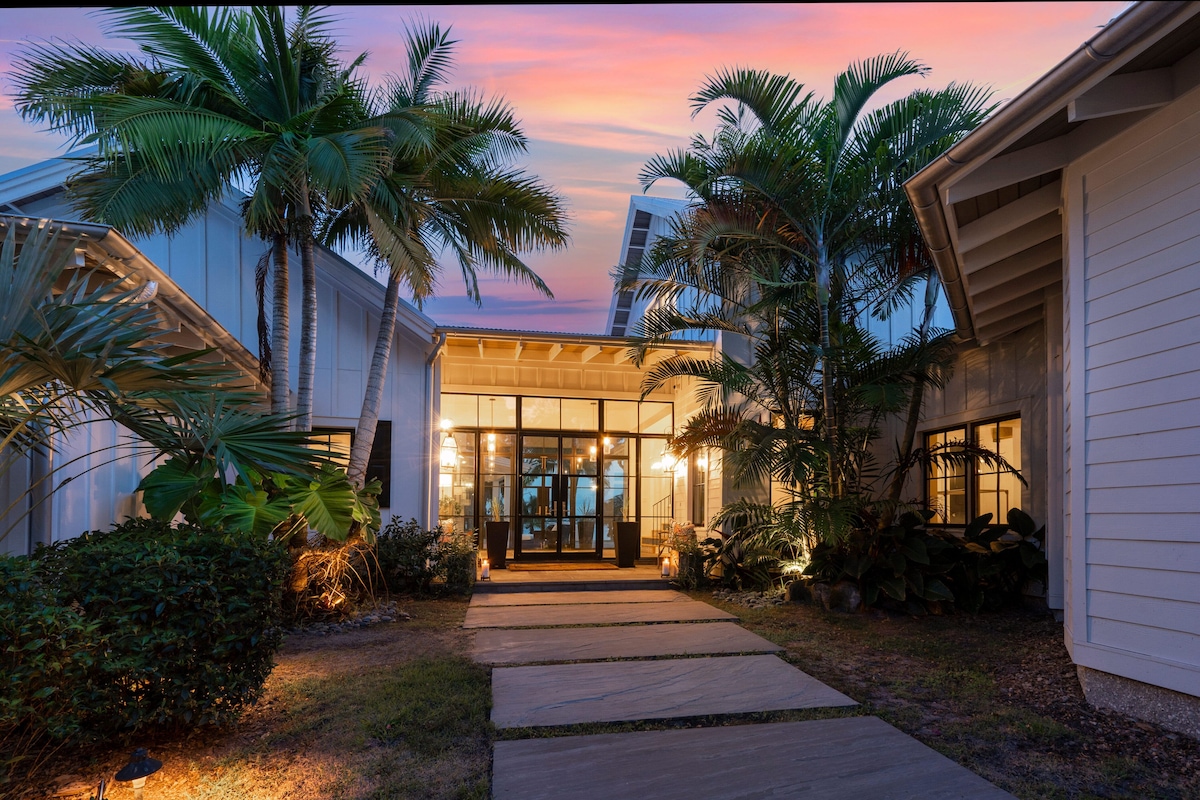 Private Luxury Waterfront Estate Step into the Jubilee Sanctuary. image 2