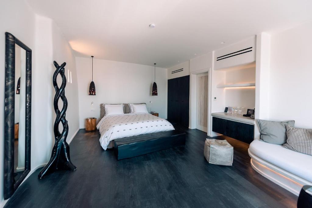 Cavo Tagoo Santorini (Junior Suite with Sea View) image 7
