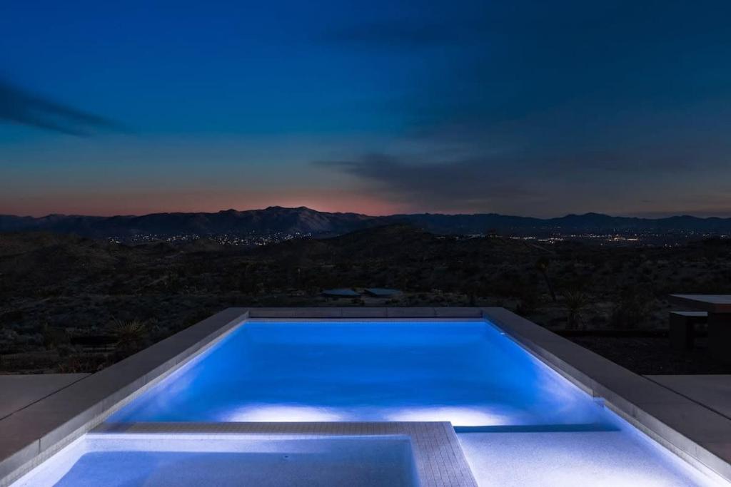 Revolve House image 5