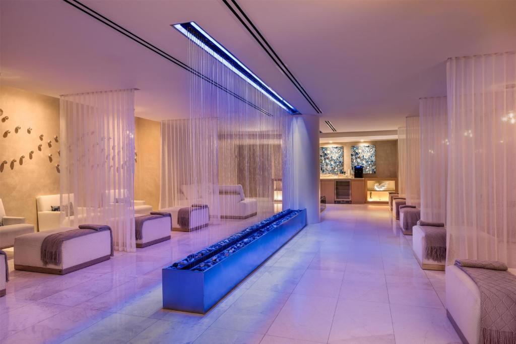 The Diplomat Beach Resort (King Room with Sunset View) image 10