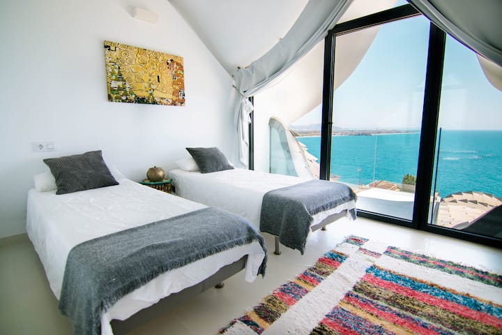 Cliff House - Design Icon and Tropical Coast image 8