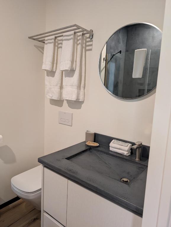 Skyridge Glamping (Superior Chalet) image 4