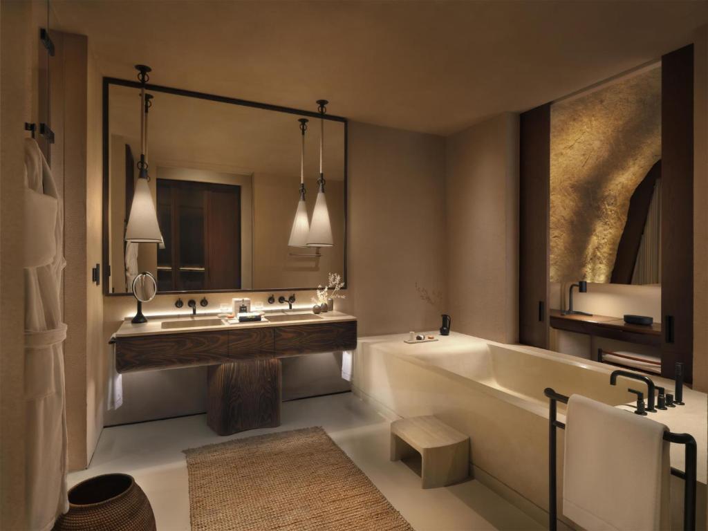 Desert Rock Resort (One Bedroom Mountain Cave Suite) image 6