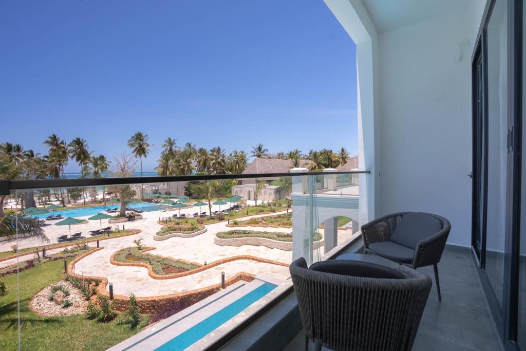Tembo Kiwengwa Resort (Twin Room with Balcony) image 5
