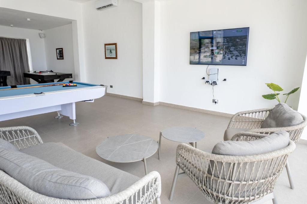 Tembo Kiwengwa Resort (Twin Room with Balcony) image 7