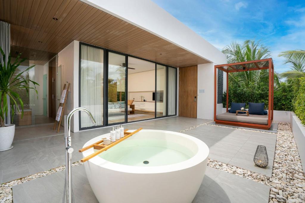 Meliá Phuket Mai Khao (One-Bedroom Suite ) image 4