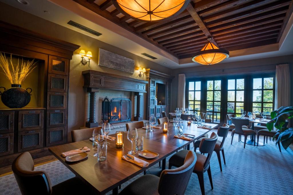 Juniper Preserve (Standard King Room) image 9