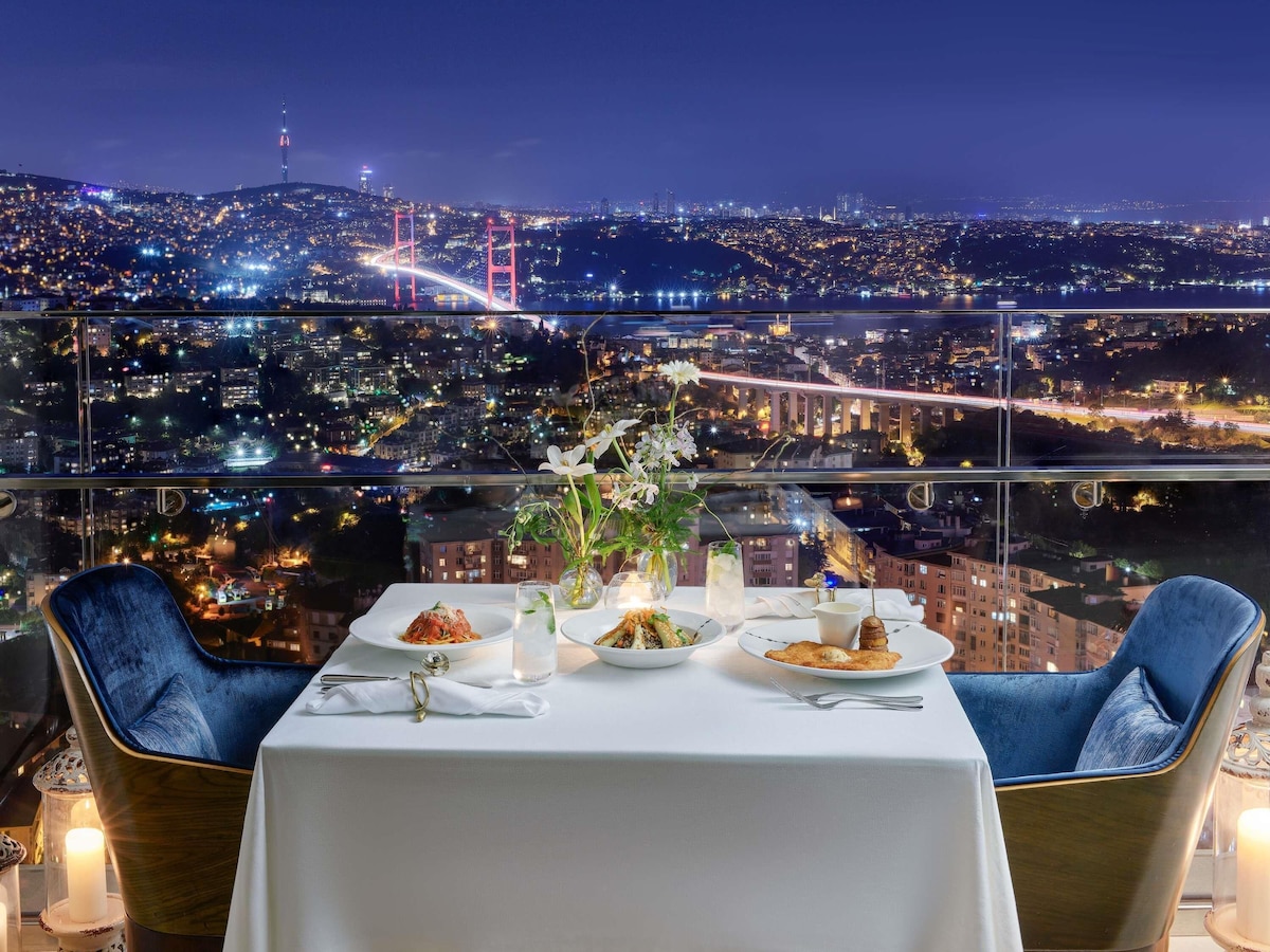 Premier Room, 1 King Bed Raffles Istanbul image 2
