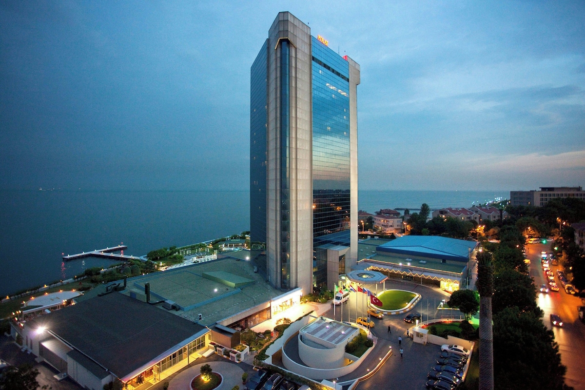 Club Room, 2 Twin Beds, City View Renaissance Polat Istanbul Hotel image 10