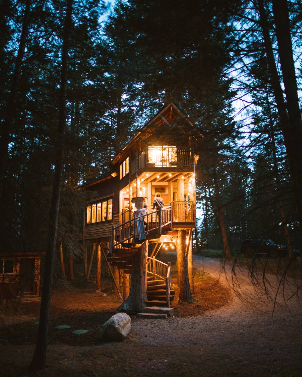 Meadowlark Treehouse at Montana Treehouse Retreat image 3