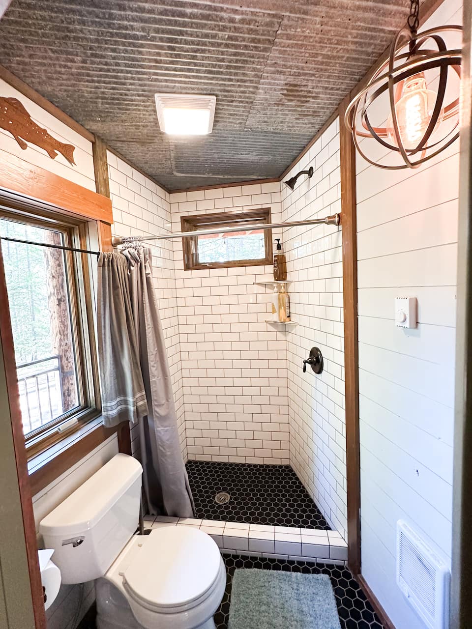 Meadowlark Treehouse at Montana Treehouse Retreat image 6