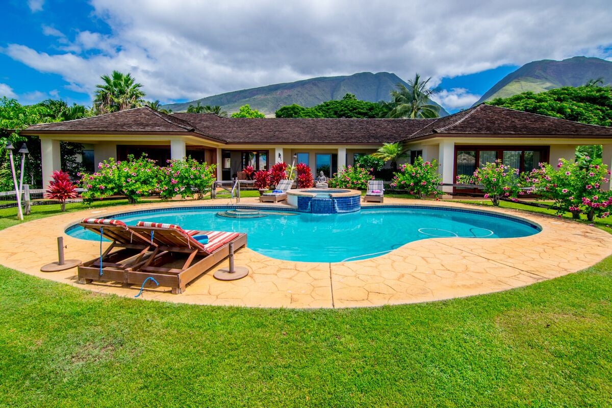 5BR Oceanview Estate image 10