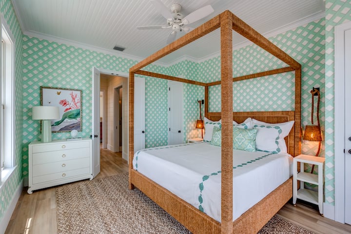 Entire villa in Elbow Cay, Bahamas image 9
