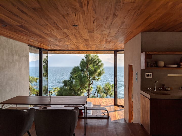 Glass House  Lakefront Studio image 6