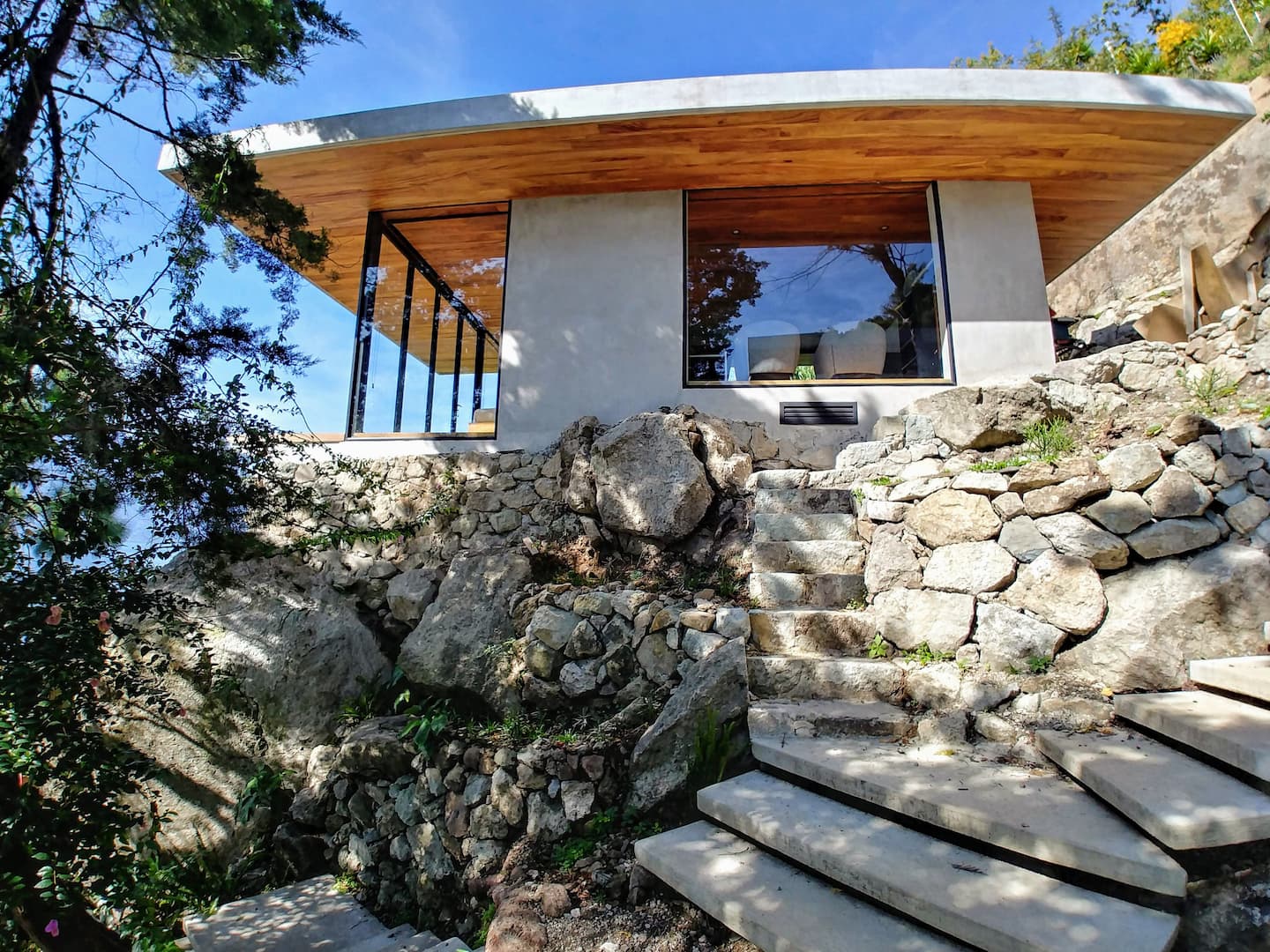 Glass House  Lakefront Studio image 8