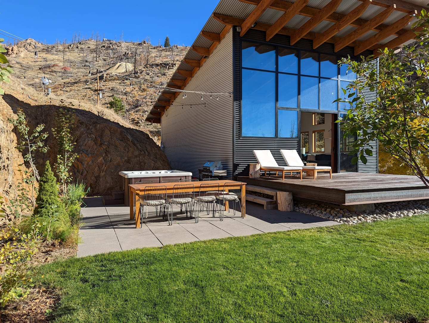 Secluded Modern Mountain Home with Stunning Views image 2