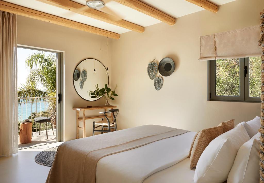 F ZEEN Kefalonia (Luxury Retreat) image 6