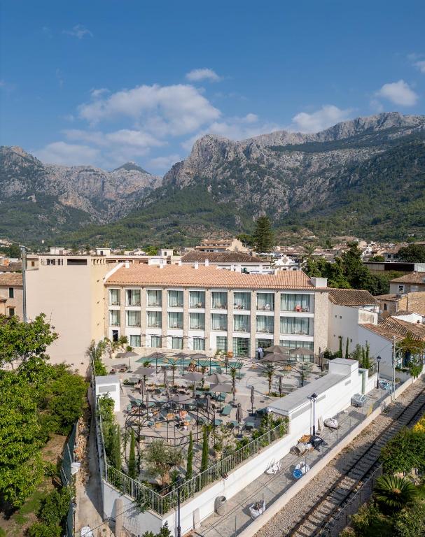 Alcázar Hotel Sóller (Deluxe Room) image 1