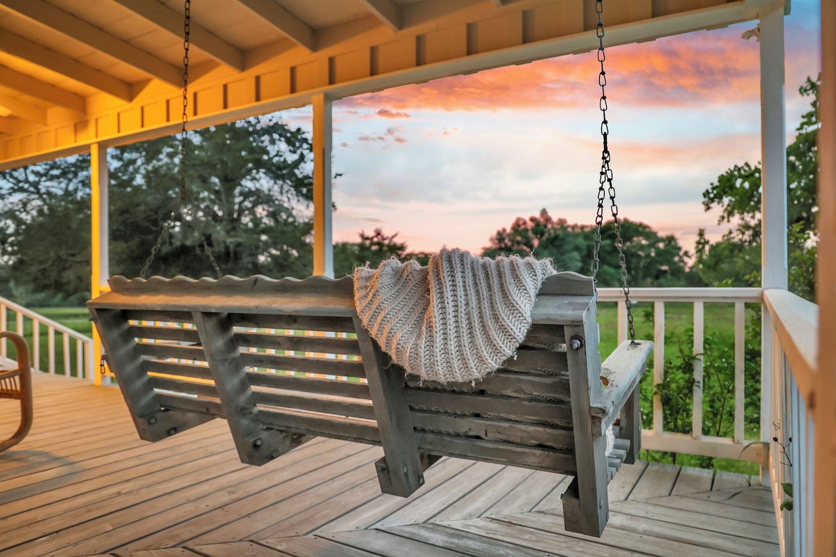 Luxury Round Top Farmhouse image 8