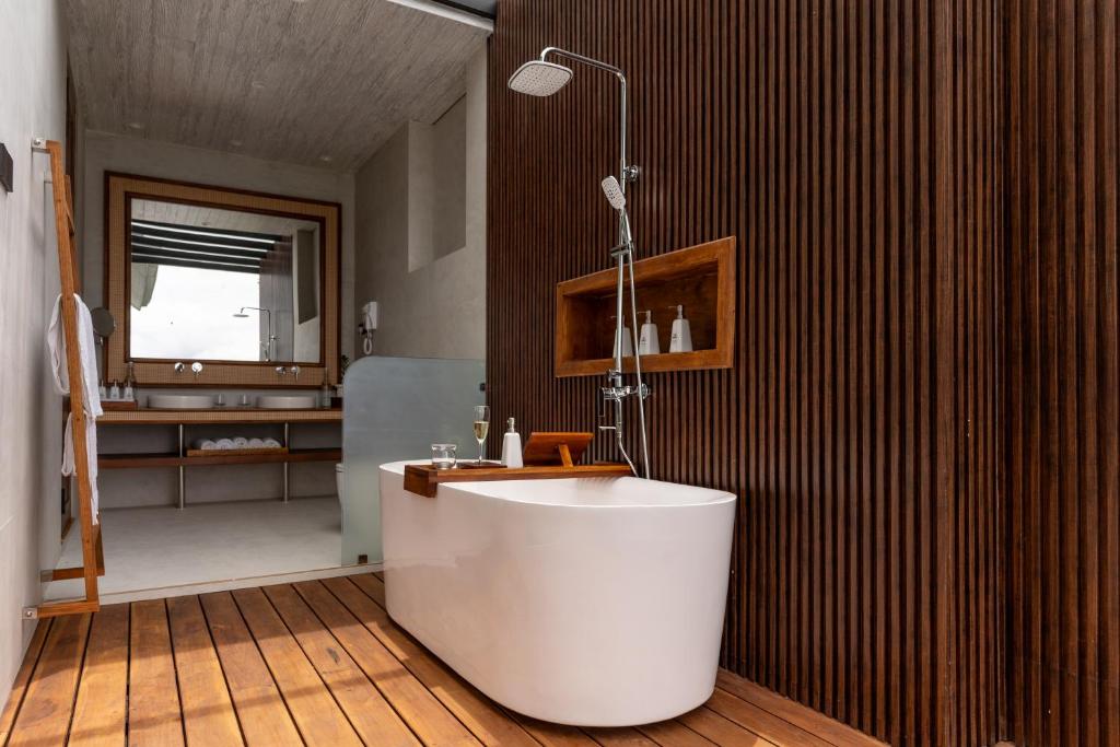 Andriyala (Presidential Suite) image 4