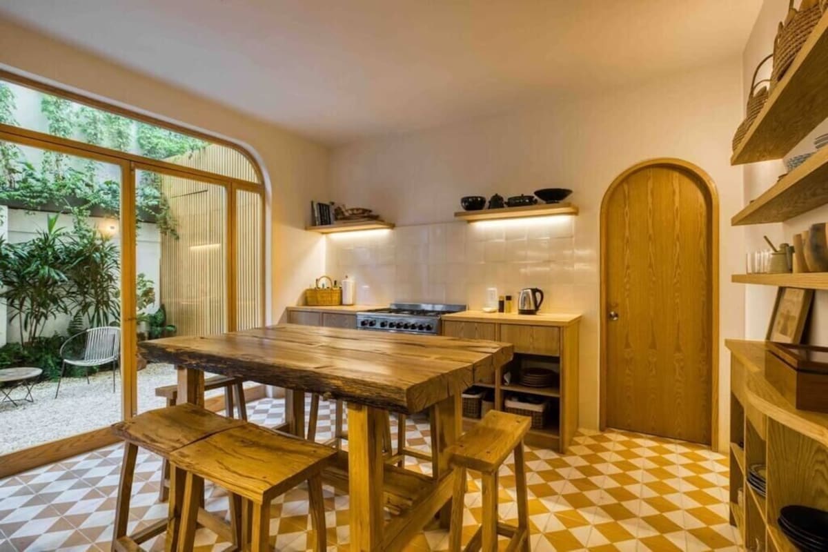 Mr. W  Condesa Luxury 3BR House with Rooftop image 6