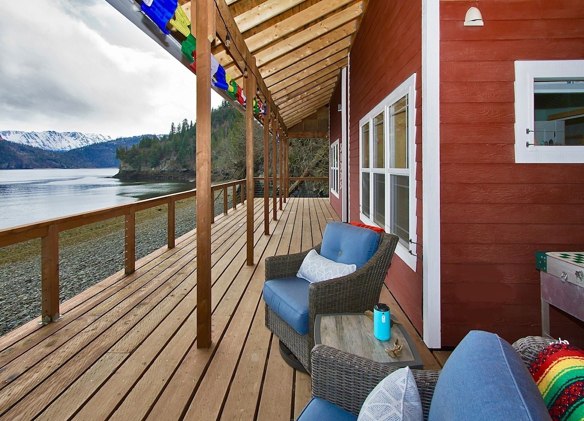 Waterfront Cottage on Kachemak Bay image 7