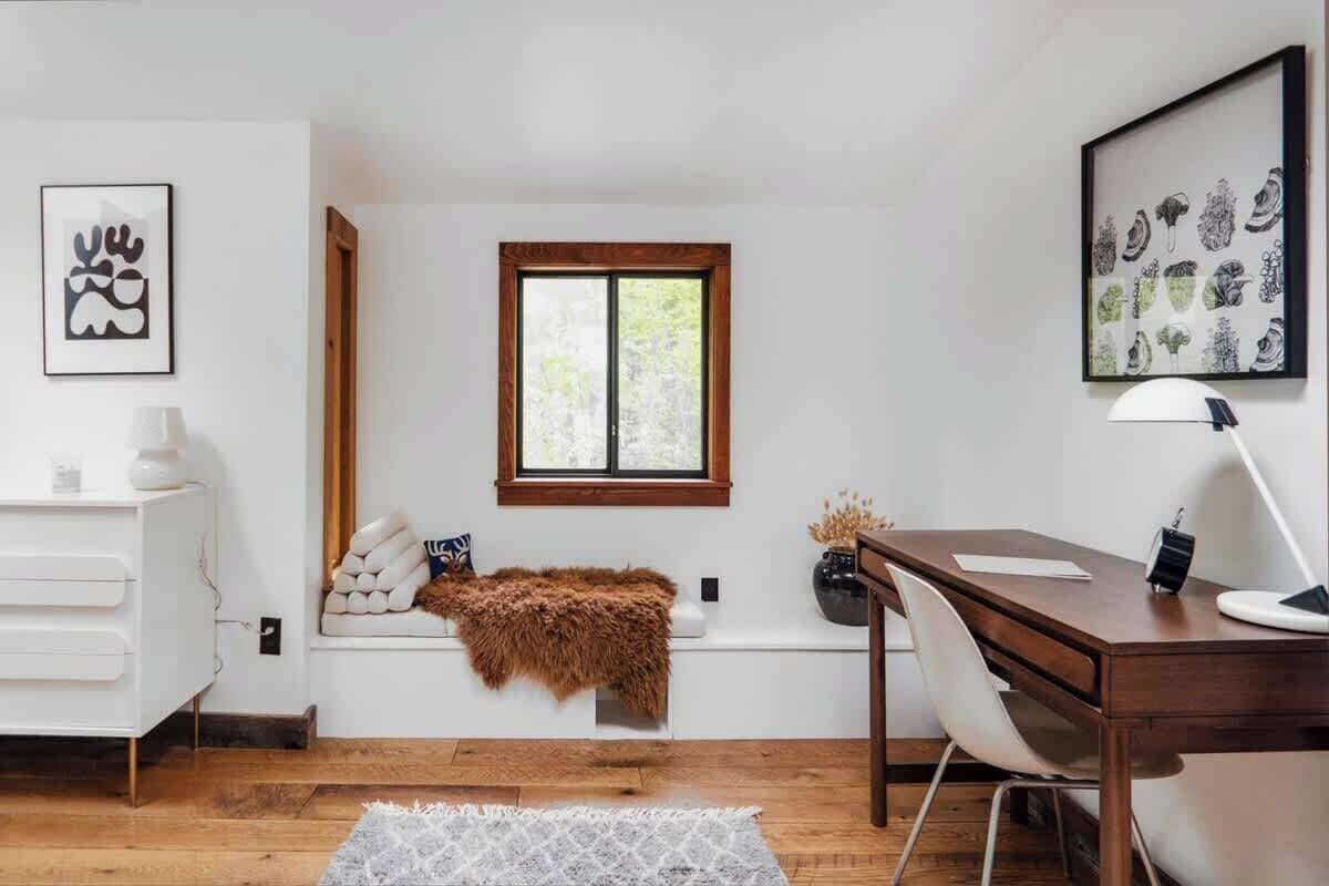 Catskills Hideaway | Chic Cabin with Hot Tub & Fire Pit image 5