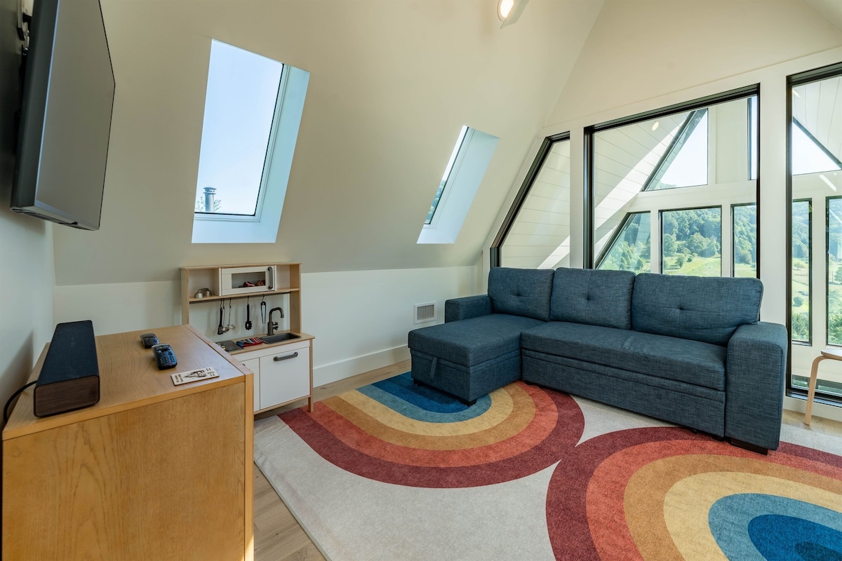 Stunning Double A-Frame with Mountain Views and Hot Tub image 1