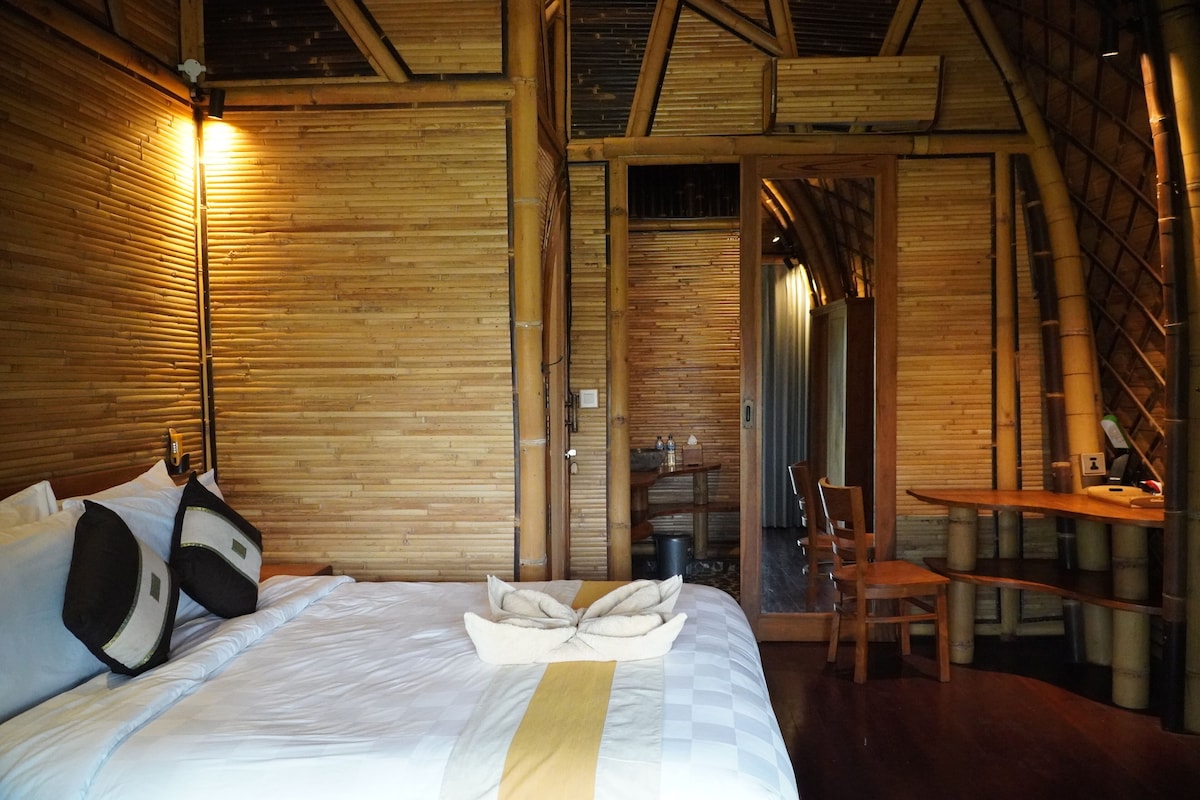 Bamboo Bliss Villa | Private Pool & Panoramic Rice Fields image 6