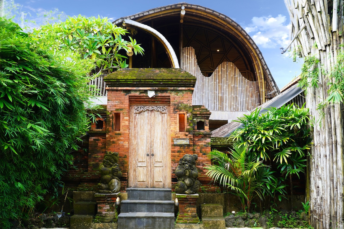 Bamboo Bliss Villa | Private Pool & Panoramic Rice Fields image 9