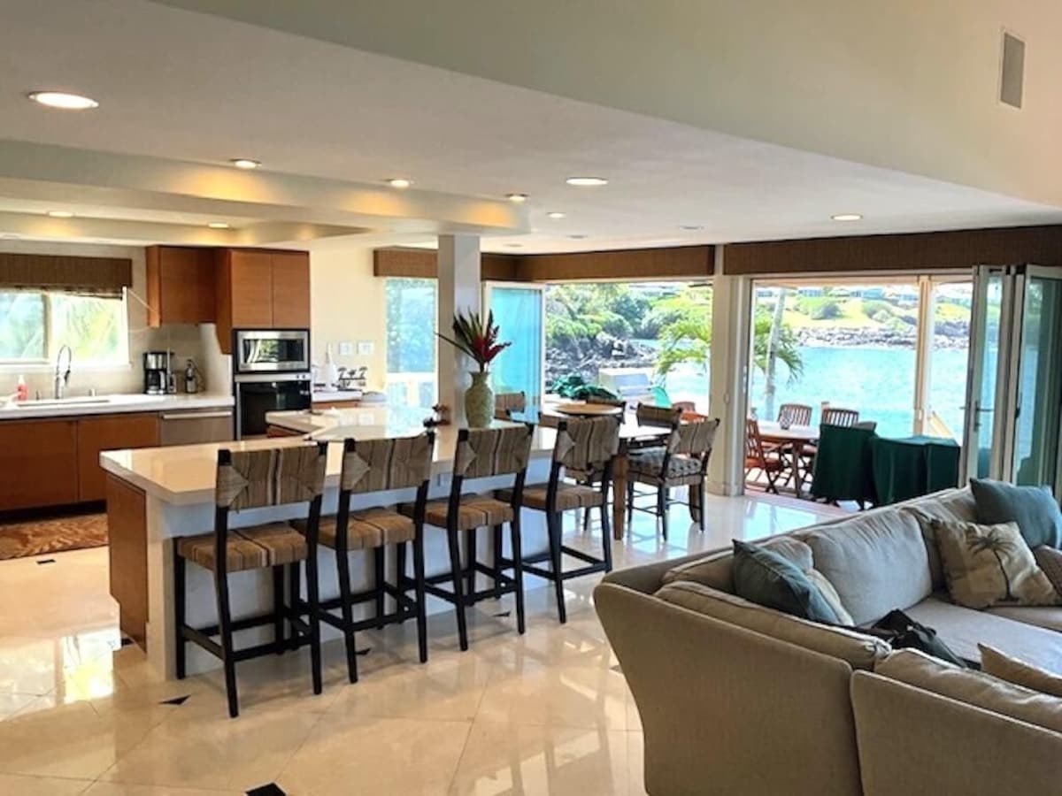 Seaside Paradise | Oceanfront with Hot Tub, Pool & Sauna image 6