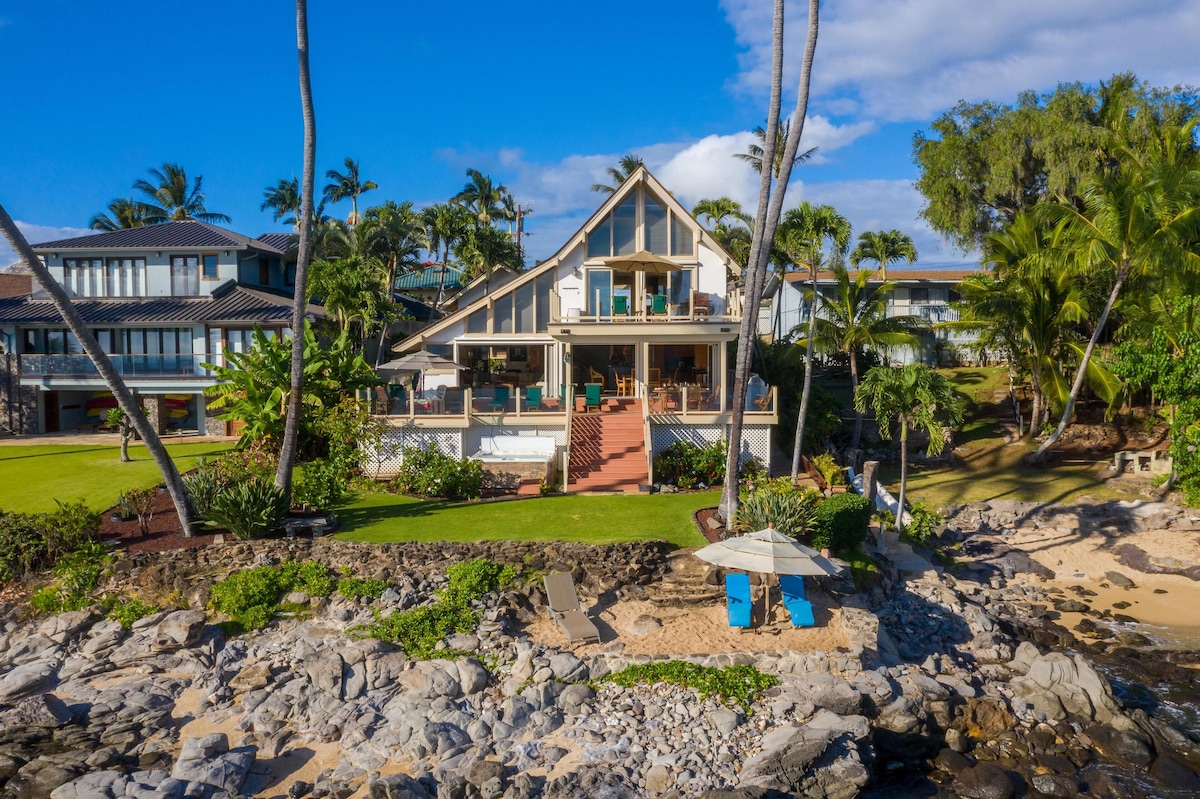 Seaside Paradise | Oceanfront with Hot Tub, Pool & Sauna image 9