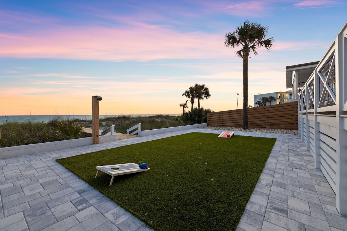 Jewel of Oleander Luxury Retreat with Stunning Views | Perfect for Large Group image 5