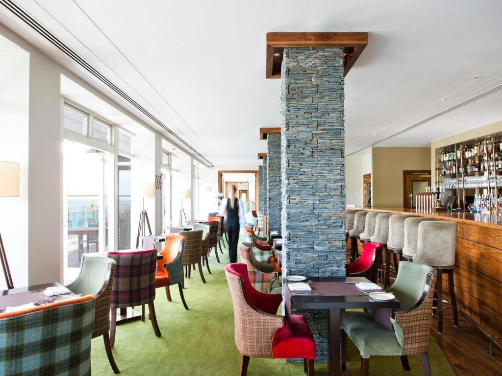 Cliff House Hotel (Deluxe Room with Balcony) image 4
