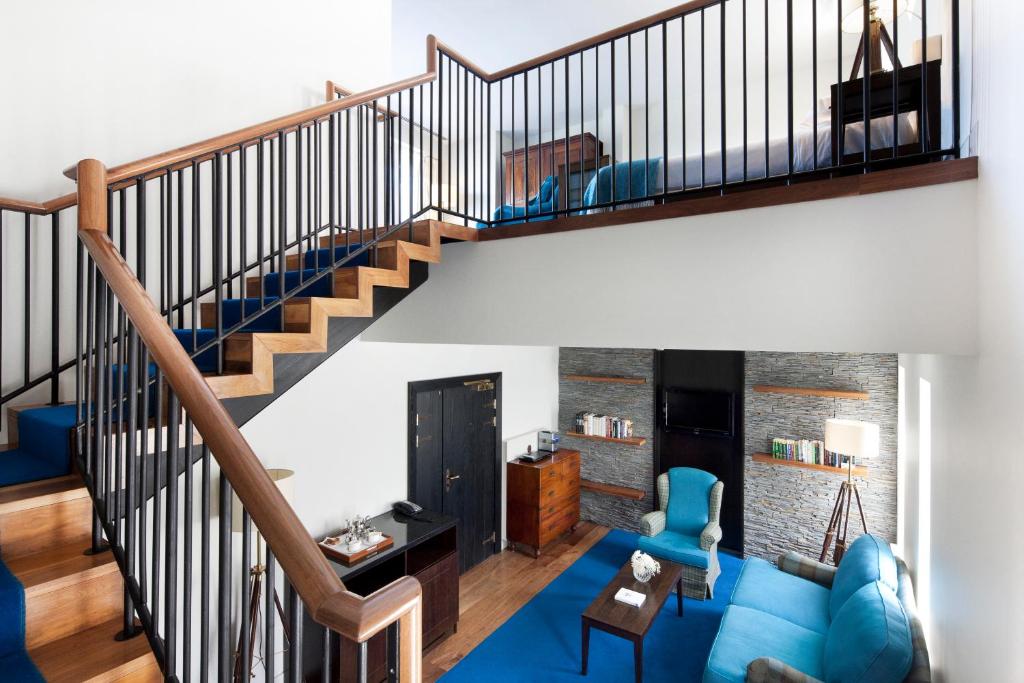 Cliff House Hotel (Deluxe Room with Balcony) image 6