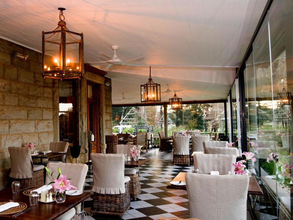Hartford House (Luxury Suite) image 5