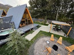 Tosky Mountain Retreat image 3