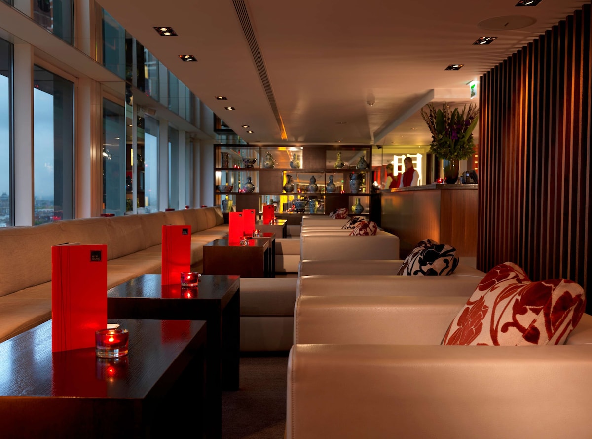 Royal Garden Hotel (Royal Double) image 6