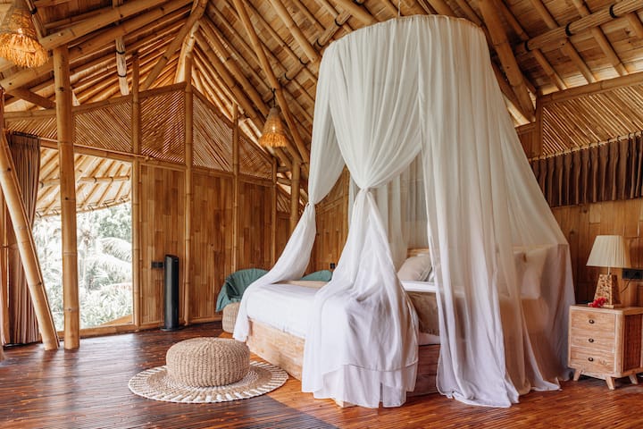 Sawah Bamboo House image 3