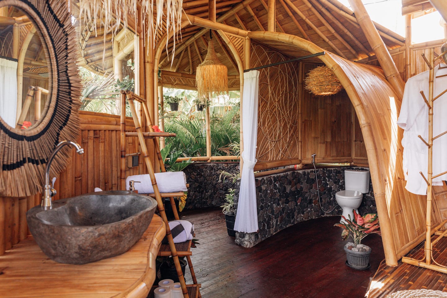 Sawah Bamboo House image 5