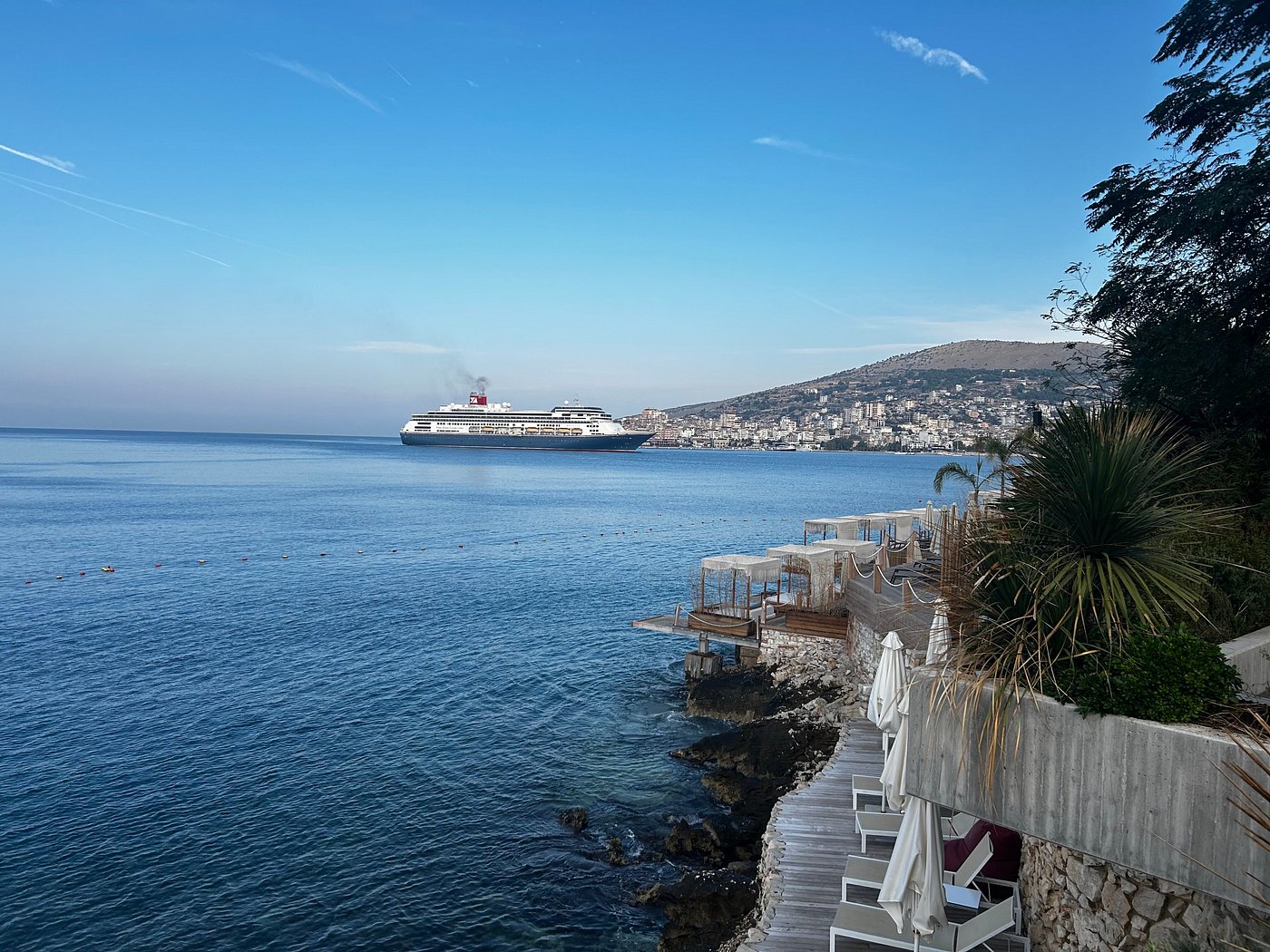 Buze Hotel (Double Room with Balcony) image 8