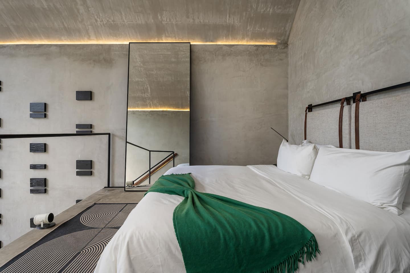 CASA DOM: Tranquil Retreat in the Mountain Desert image 2