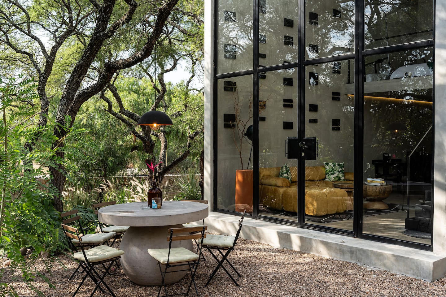CASA DOM: Tranquil Retreat in the Mountain Desert image 5