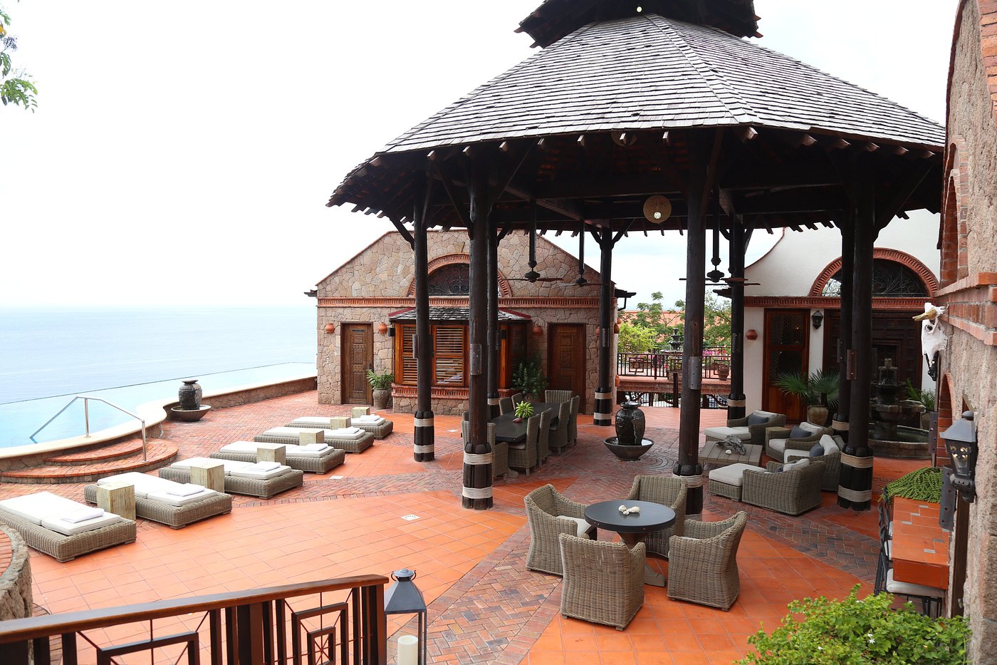 Caille Blanc Villa & Hotel - Adults Only (Premier Suite) image 6