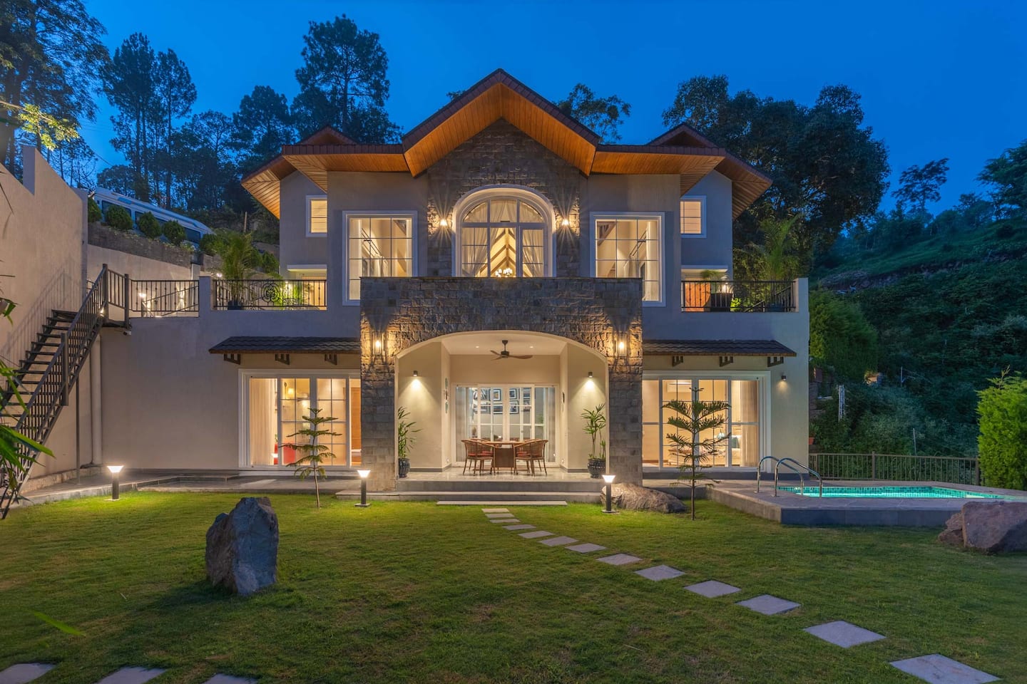 Amaya A Luxury 3BR Villa  in Kasauli image 3
